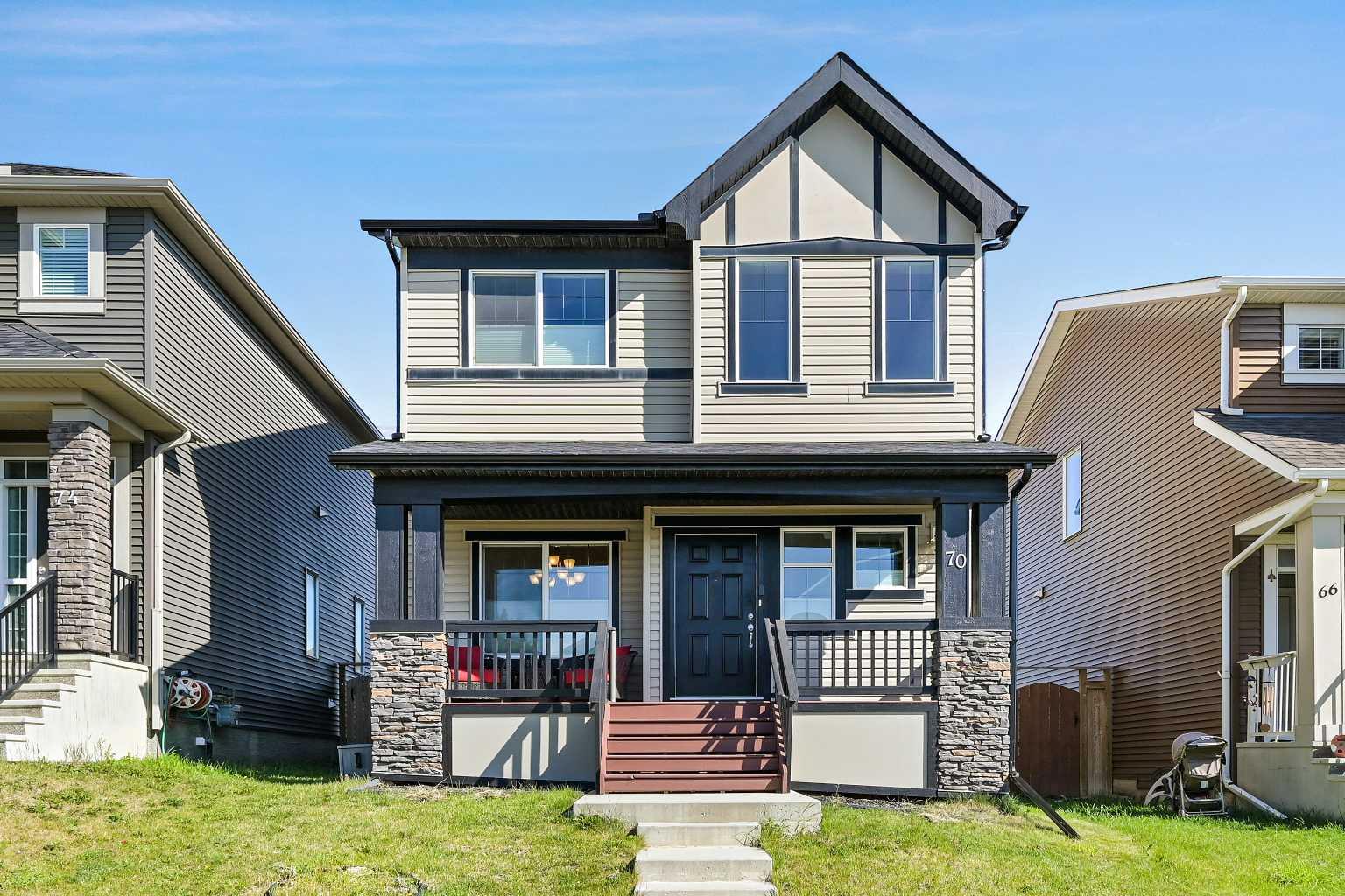 70 Nolanfield Ter NW, Calgary, AB T3R 0M5