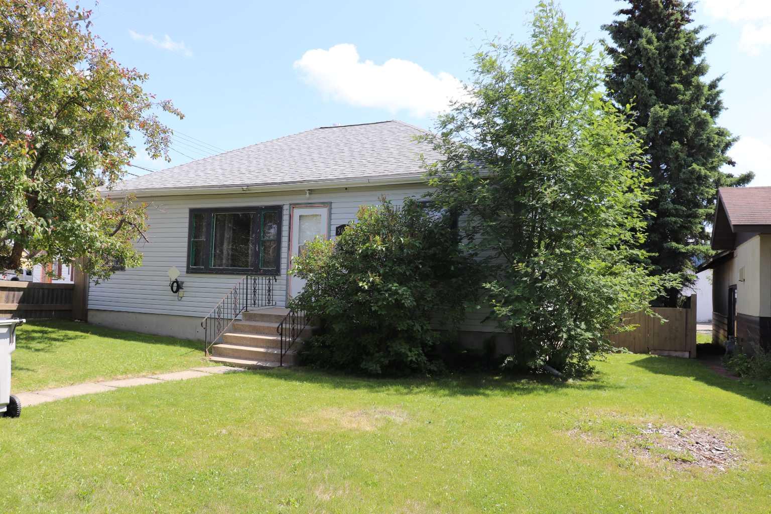 6 Avenue Unit 5015, Edson, AB T7E 1T5