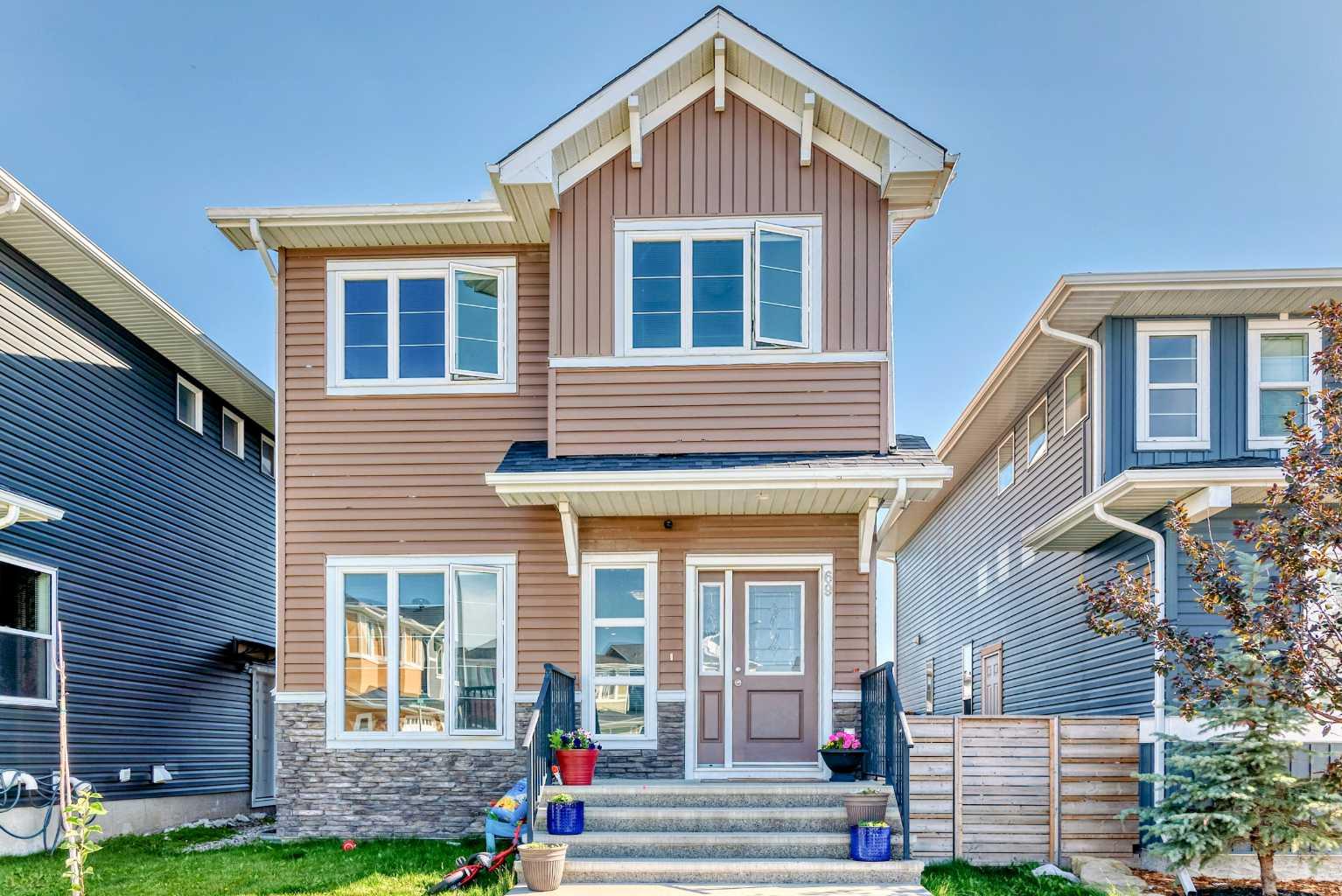 69 Redstone Villas NE, Calgary, AB T3N 0M4