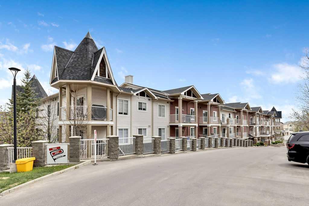 70 Panamount Drive Nw Unit 8117, Calgary, AB T3K 6L7