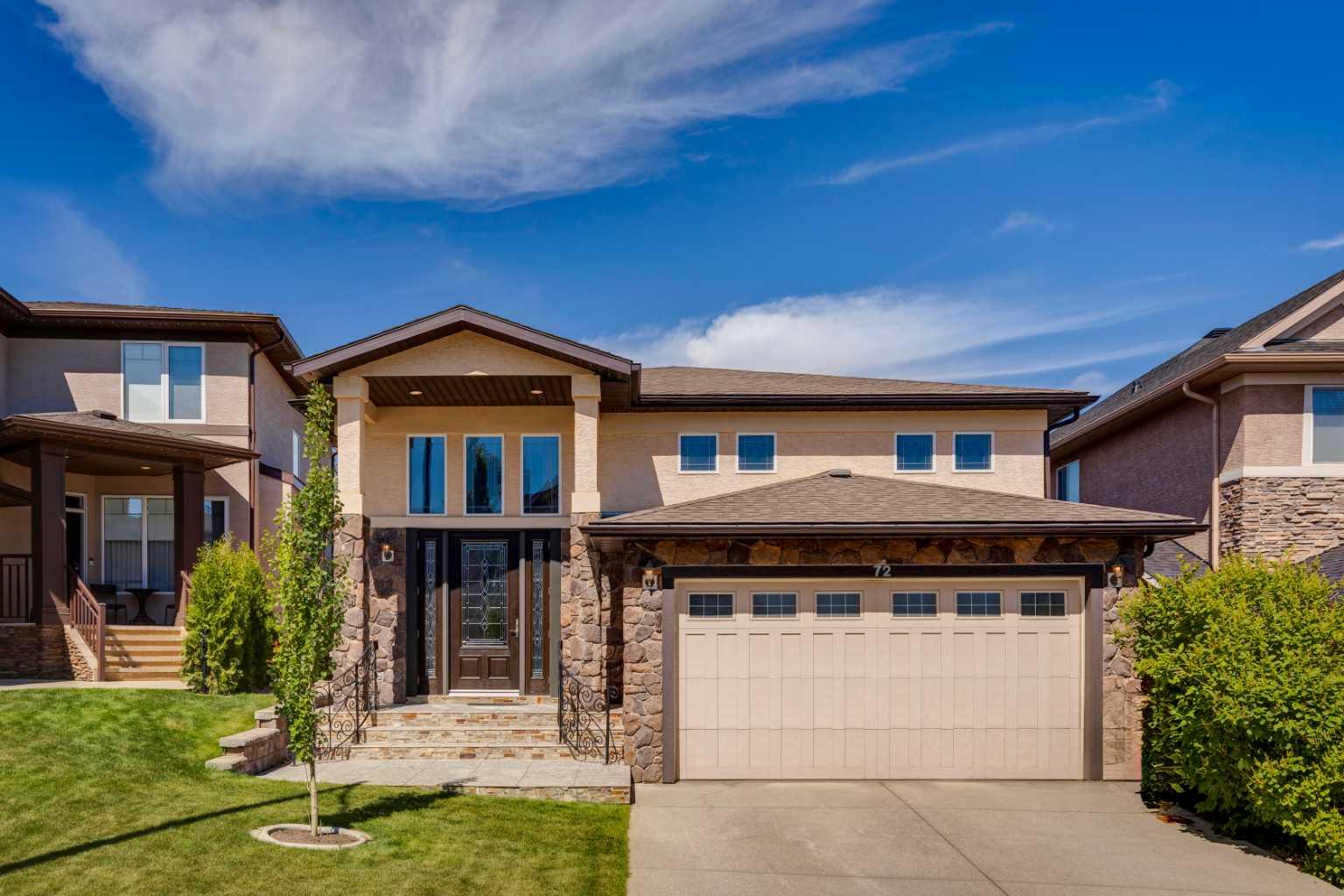 72 Panatella Mnr NW, Calgary, AB T3K 0A7