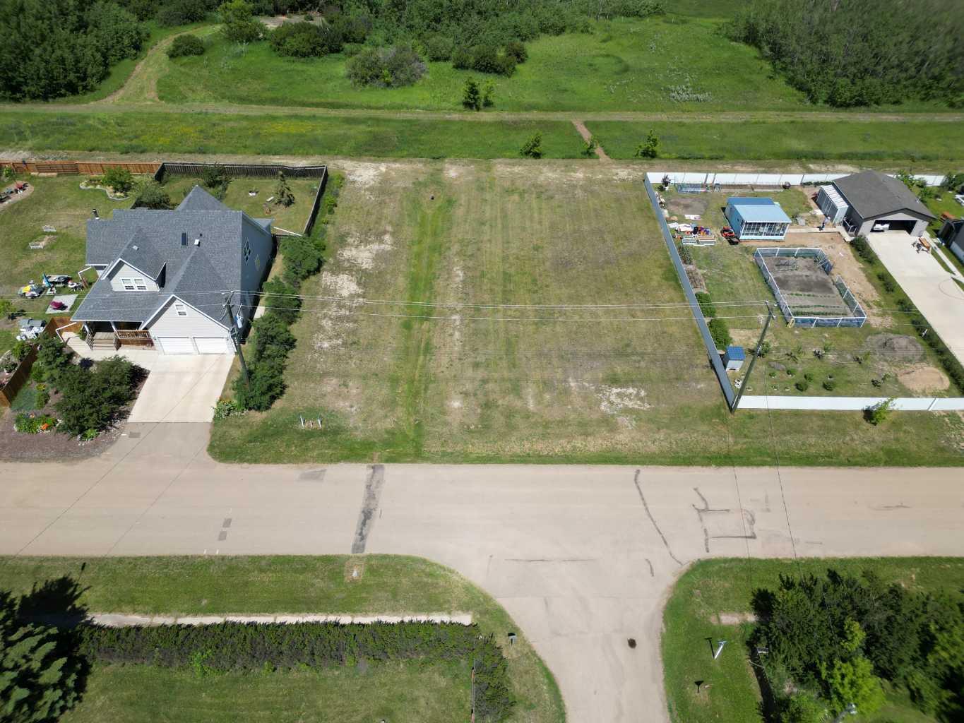 50 Avenue Unit 5004, Botha, AB T0C 0N0
