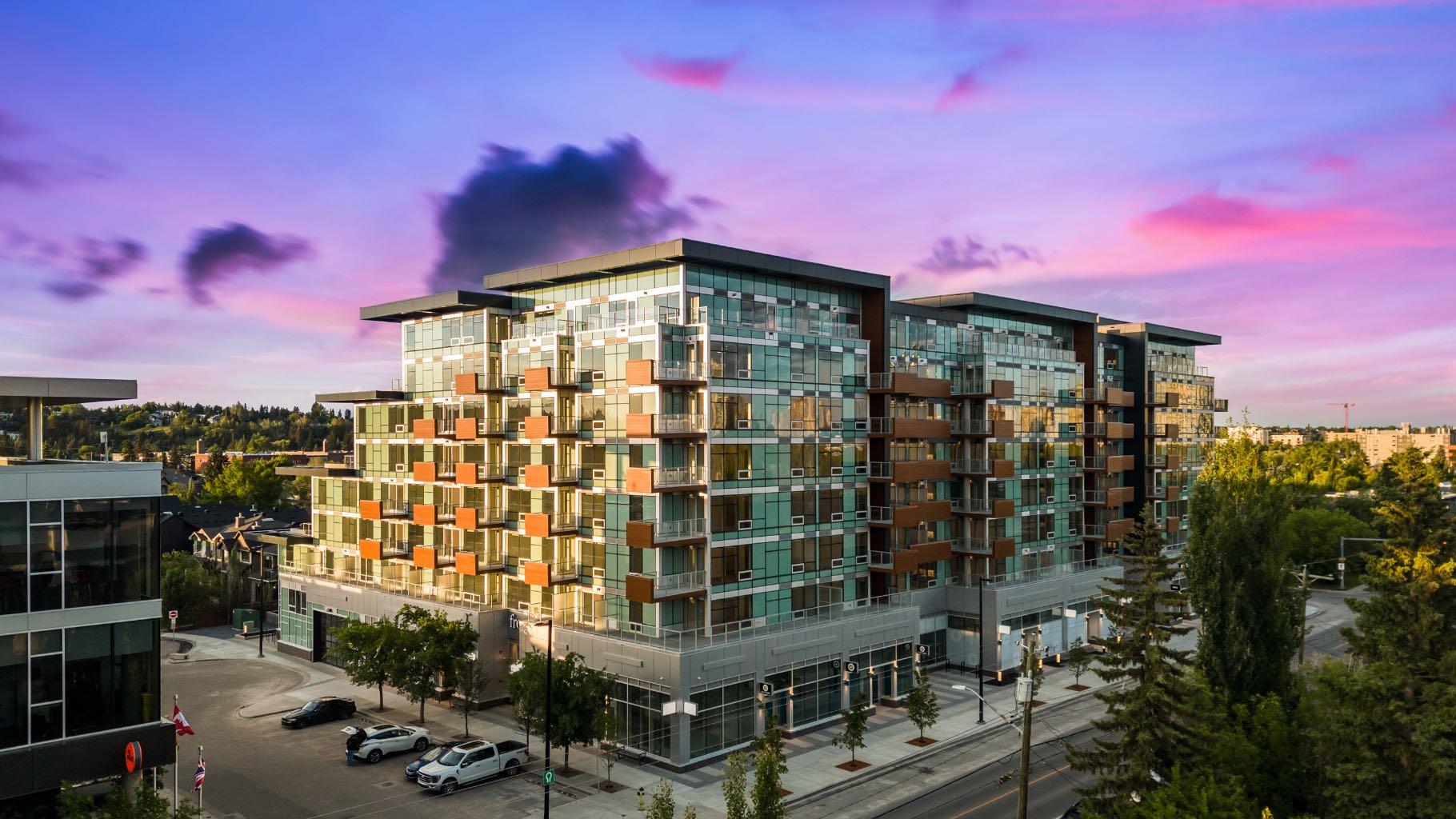 110 18a Street Nw Unit 302, Calgary, AB T2N 5G5