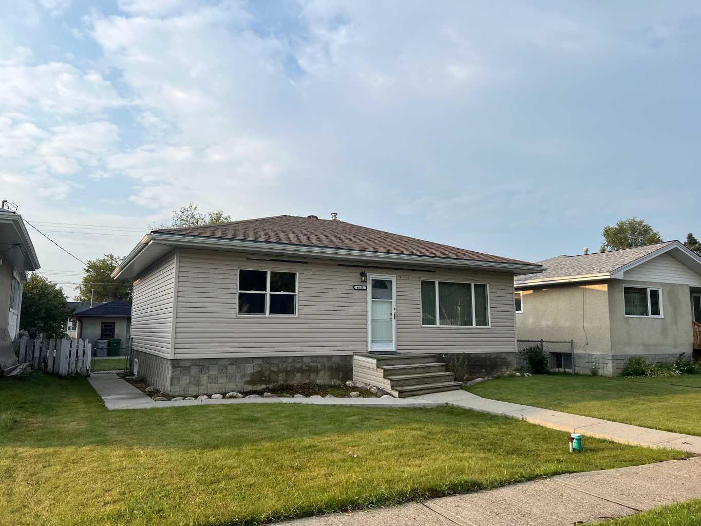 7 Avenue Unit 4605, Edson, AB T7E 1C8