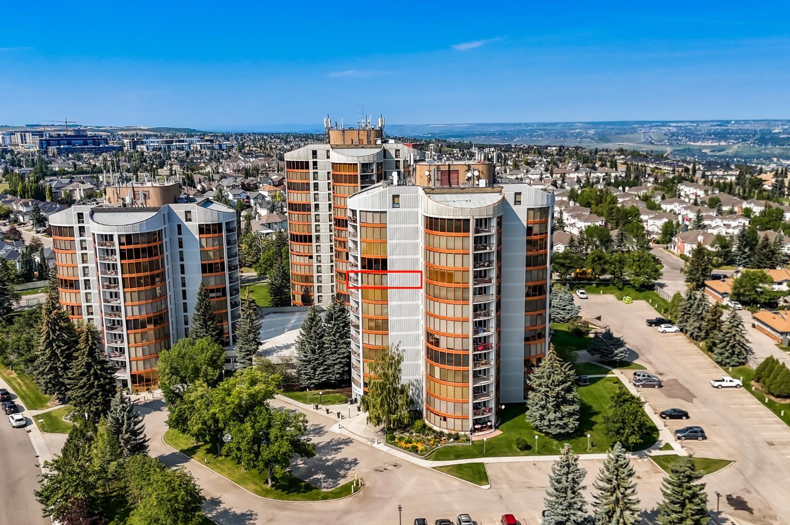 20 Coachway Road Sw Unit 292, Calgary, AB T3H 1E6