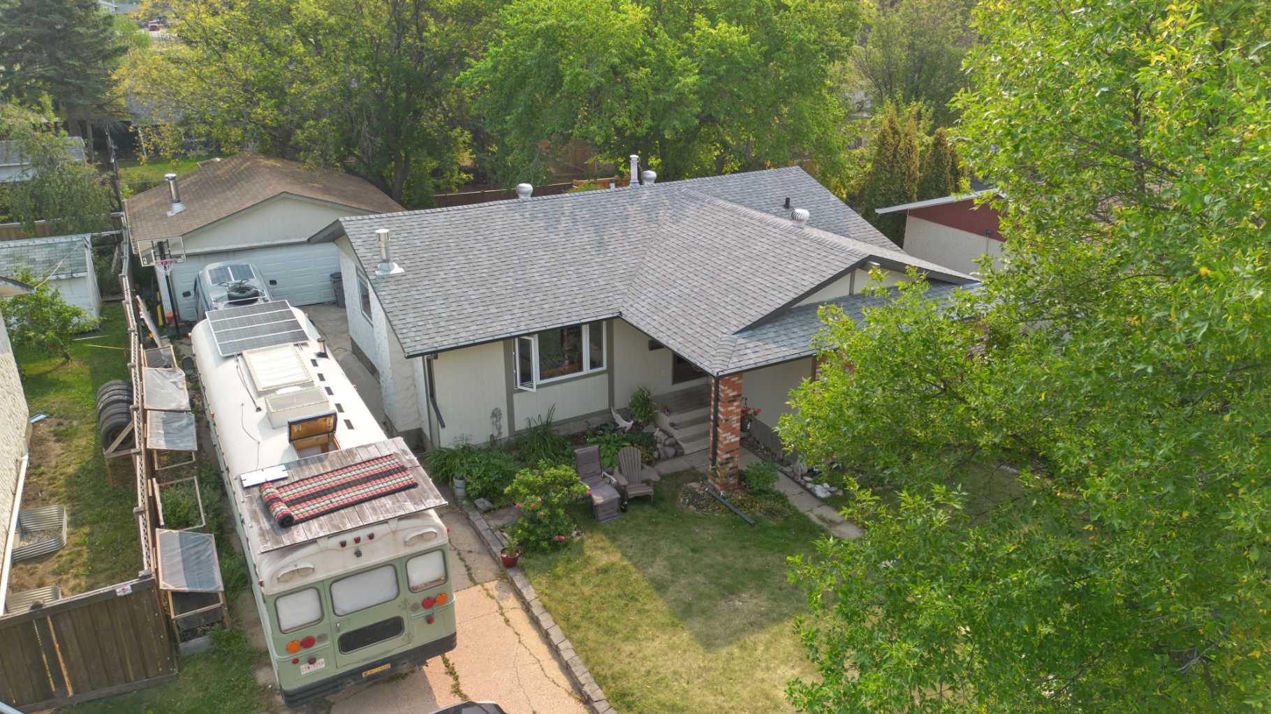 9845 Prairie Rd, Grande Prairie, AB T8V 3Z1