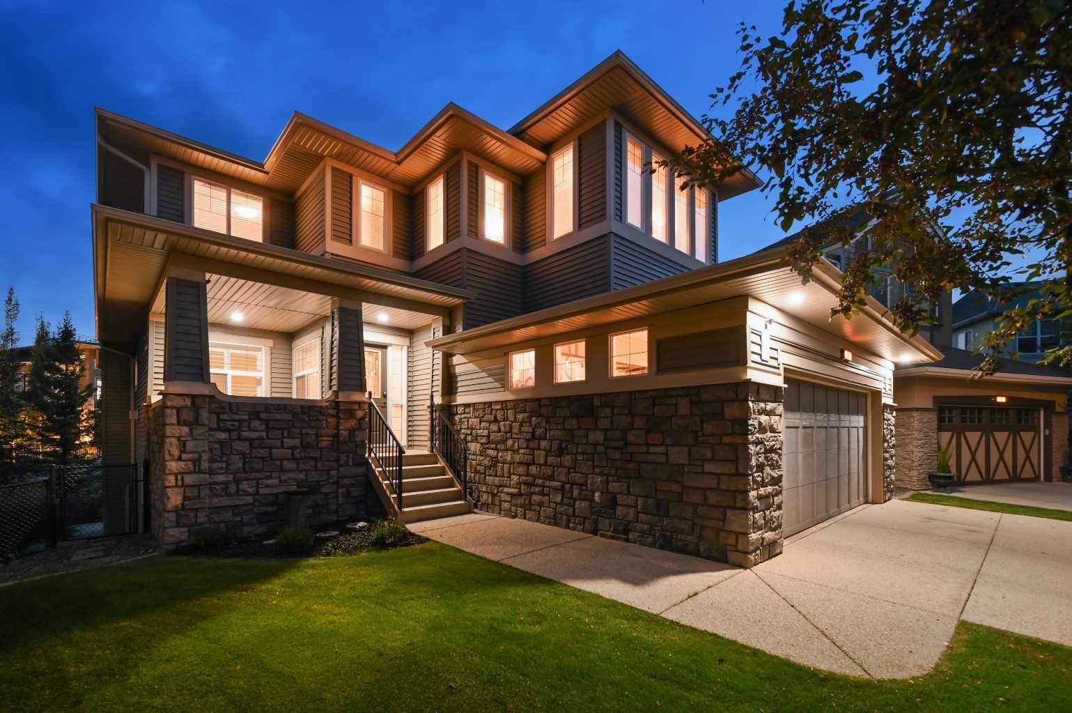 147 Coopers Hl SW, Airdrie, AB T4B 0B9