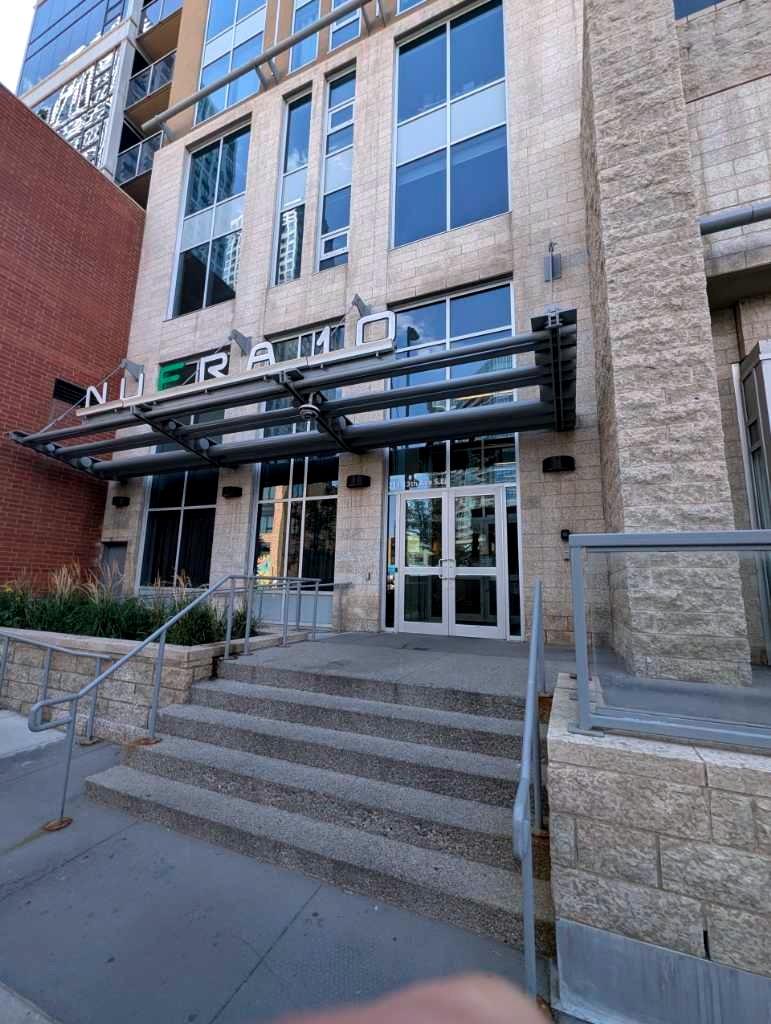 211 13 Avenue Se Unit 2008, Calgary, AB T2G 1E1