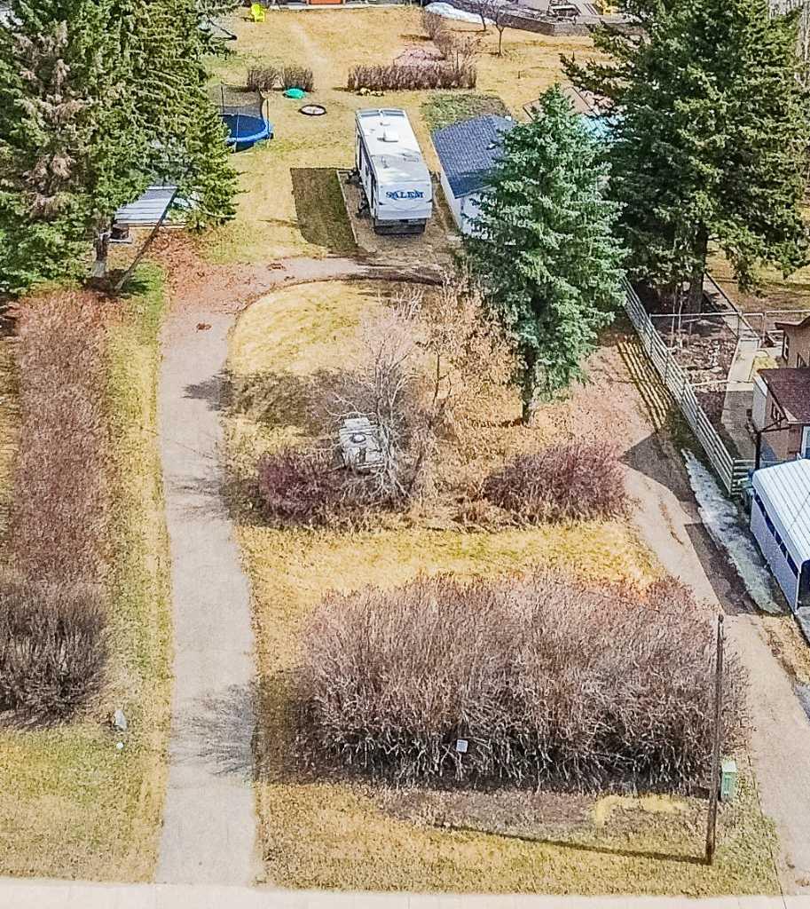 46 Street Unit 4819, Ponoka, AB T4J 1C2