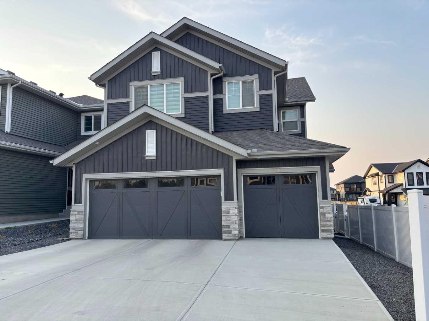 500 Creekrun Ln SW, Airdrie, AB T4B 5J9