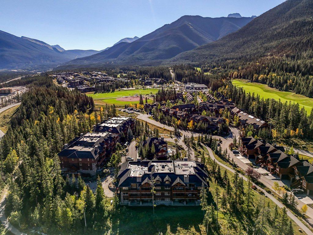 104 Armstrong Place Unit 327, Canmore, AB T1W 3L5