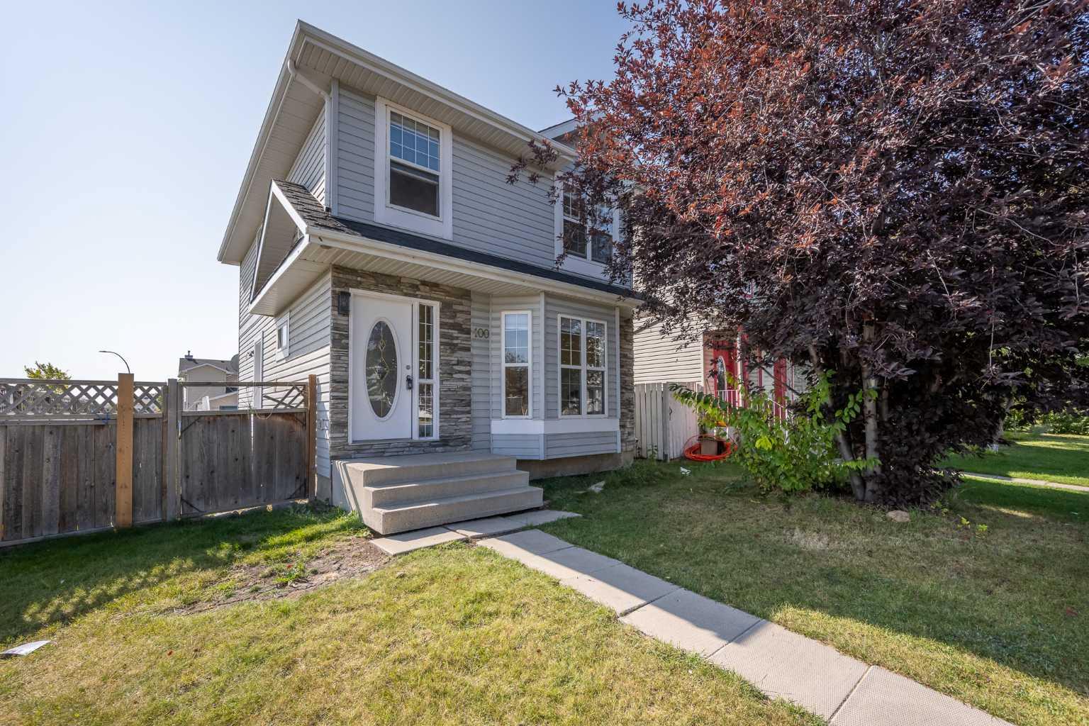100 Tarington Park NE, Calgary, AB T2C 1B9