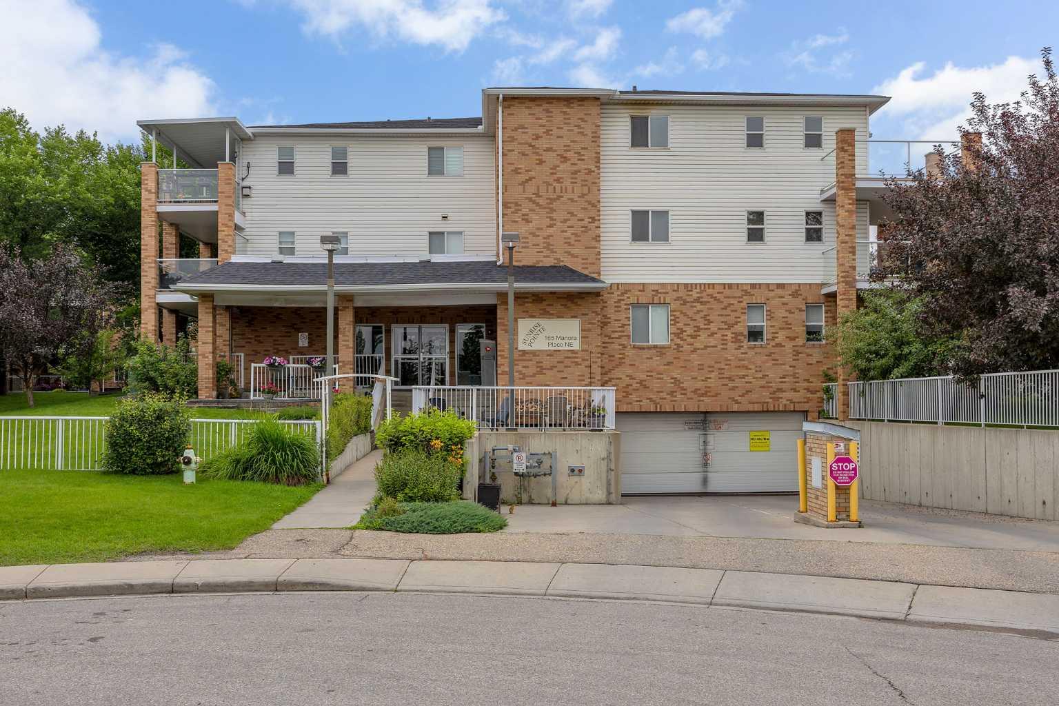 165 Manora Place Ne Unit 306, Calgary, AB T2A 7X5