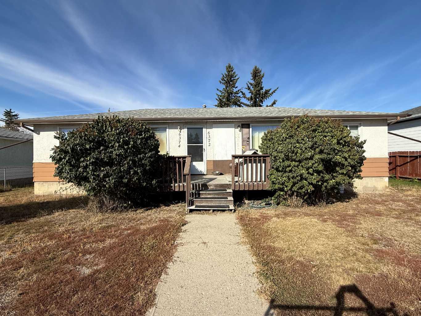 6372 74 33 Ave NW, Calgary, AB T3B 1K7