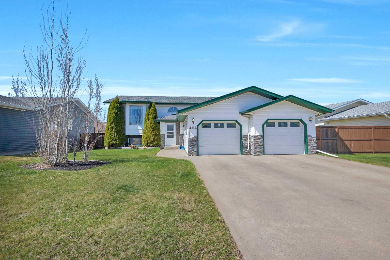 65 Street Unit 4114 #a, Stettler, AB T0C 2L0