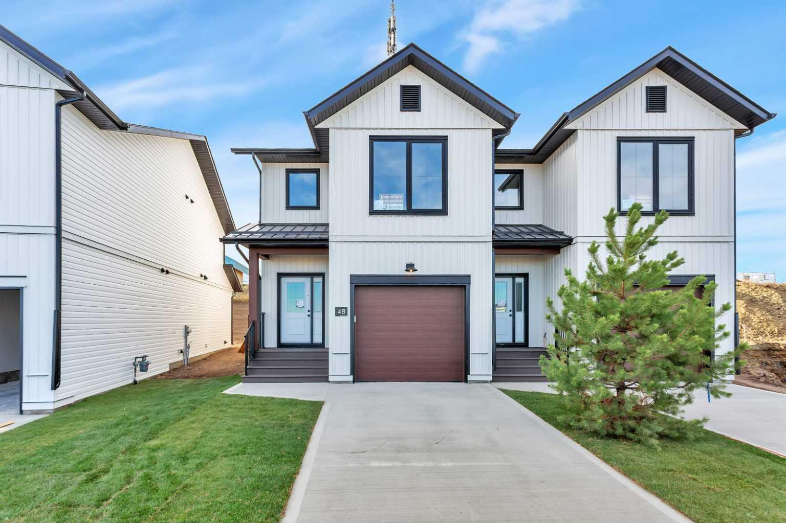 48 Concord Rise, Sylvan Lake, AB T4S 0N7