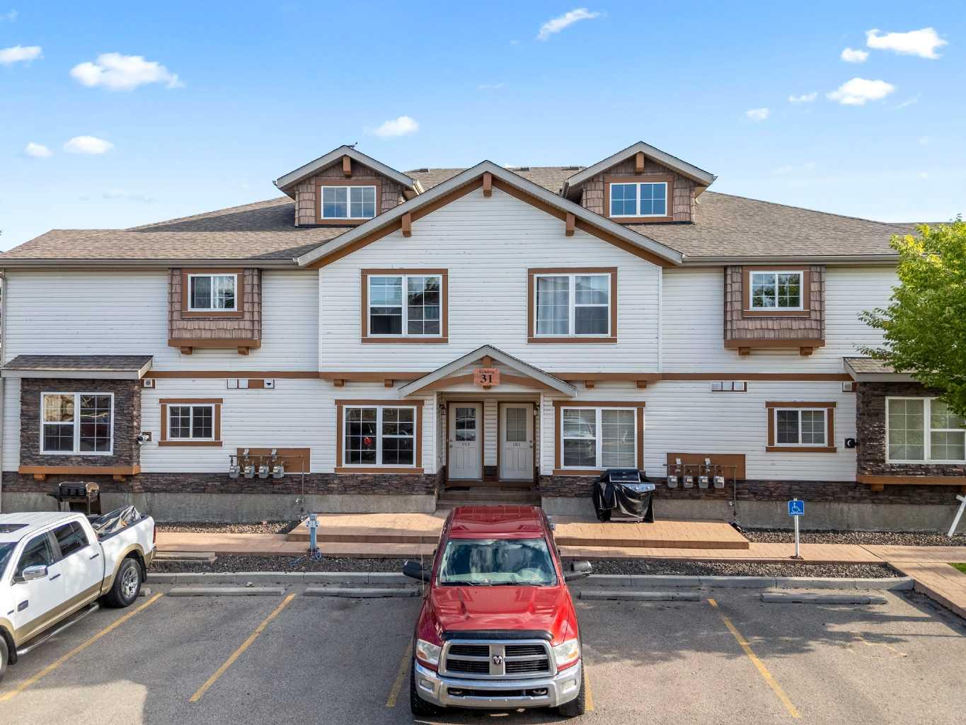 31 Panatella Landing Nw Unit 102, Calgary, AB T3K 0K8