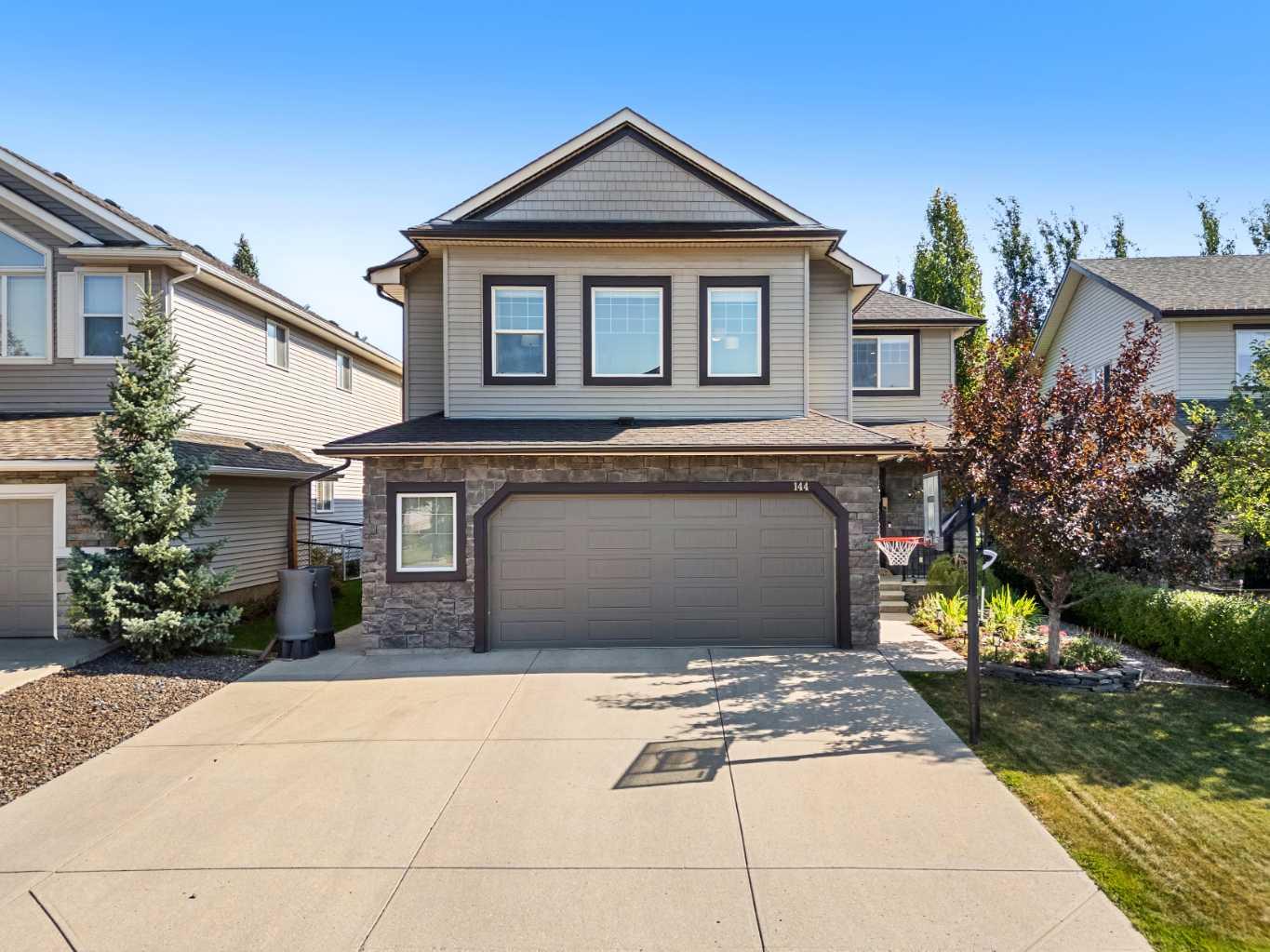 144 Crystal Green Dr, Okotoks, AB T1S 0C8