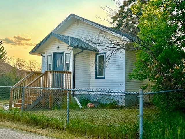 48 Street Unit 4912, Hardisty, AB T0B 1V0