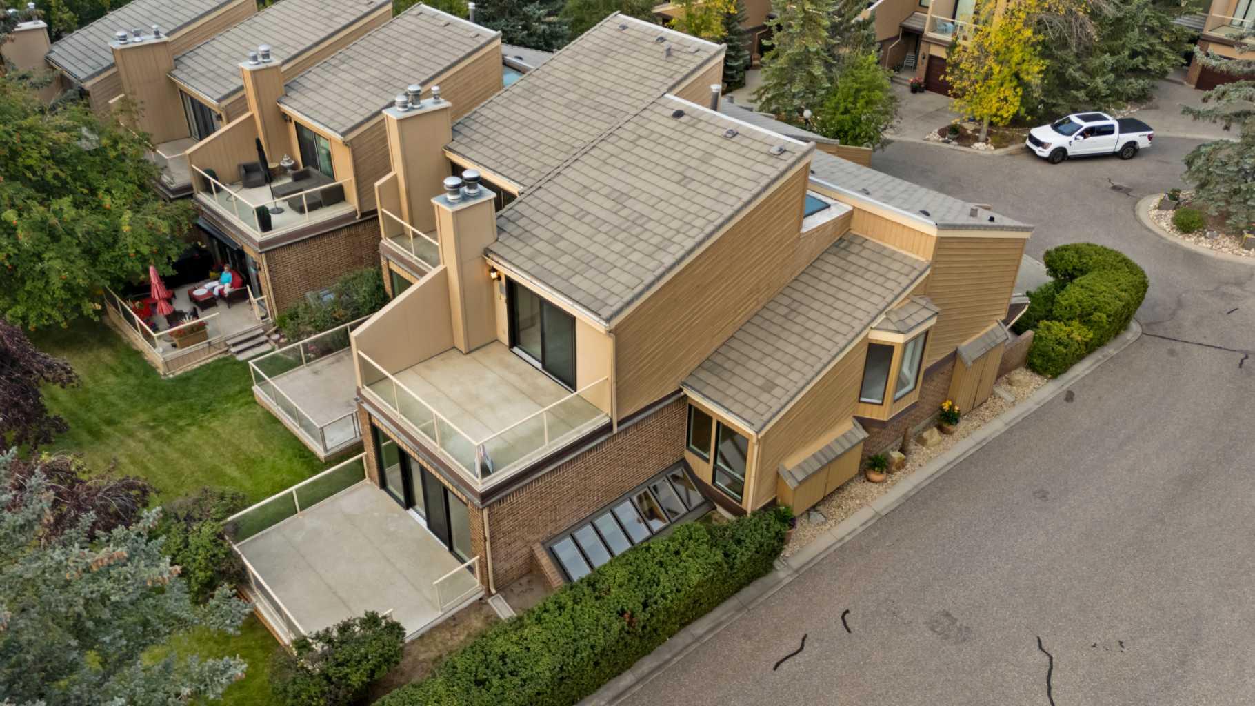 1220 Prominence Way Sw Unit 20, Calgary, AB T3H 2B3