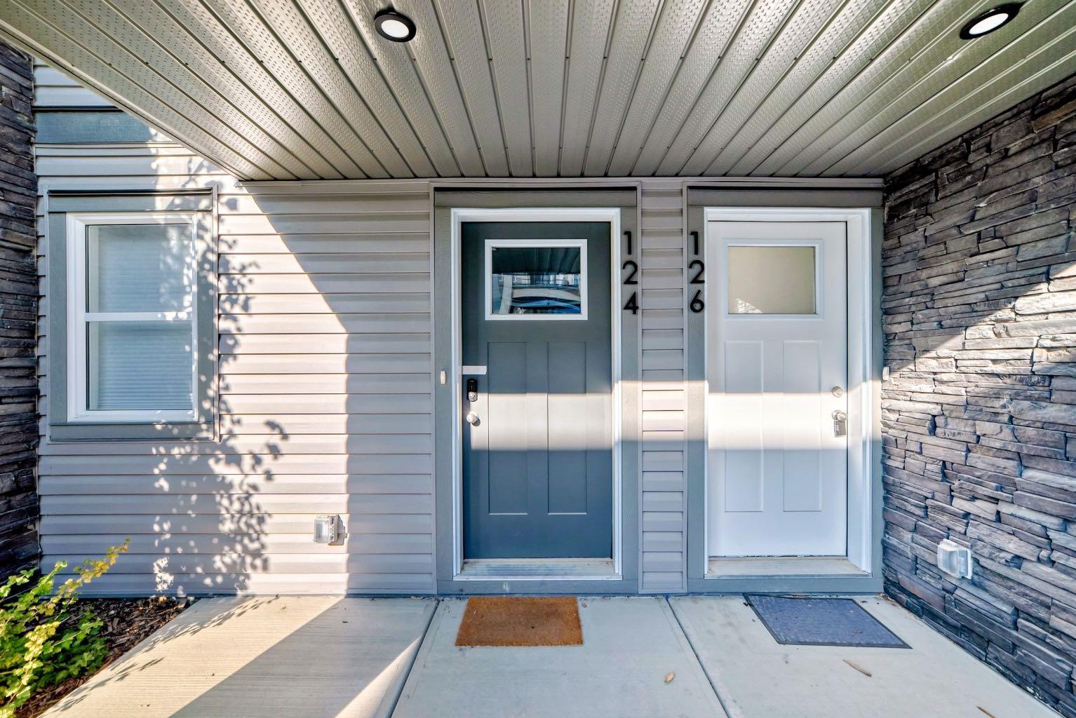 124 Spring Creek Common SW, Calgary, AB T3H 6E2
