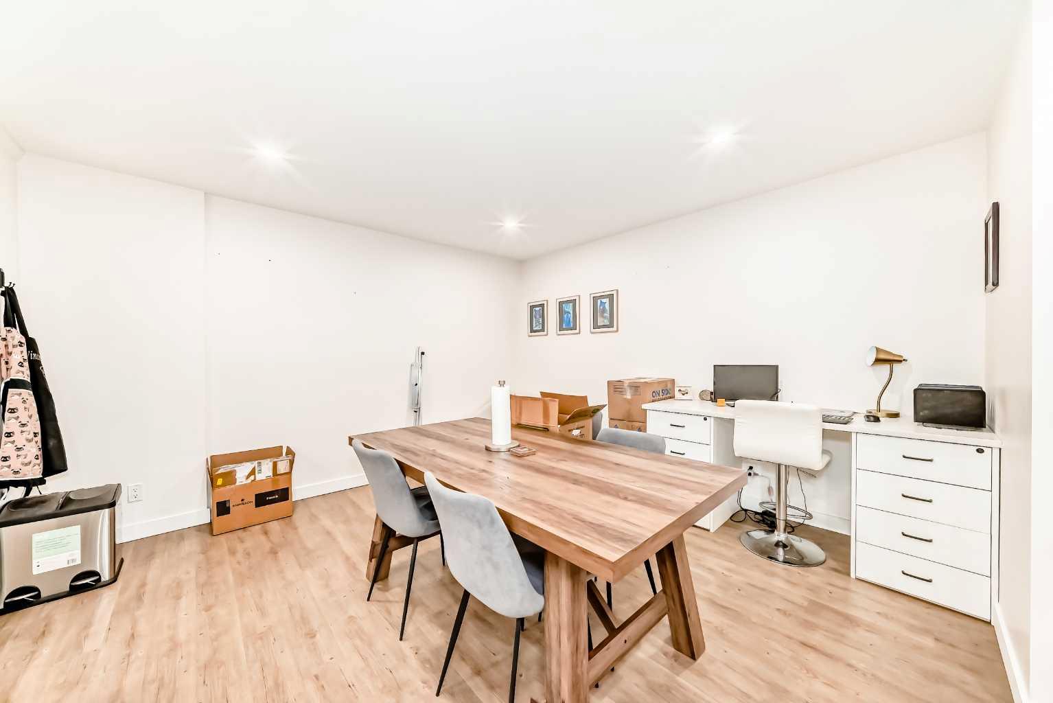 635 Marsh Road Ne Unit 11, Calgary, AB T2E 5B4