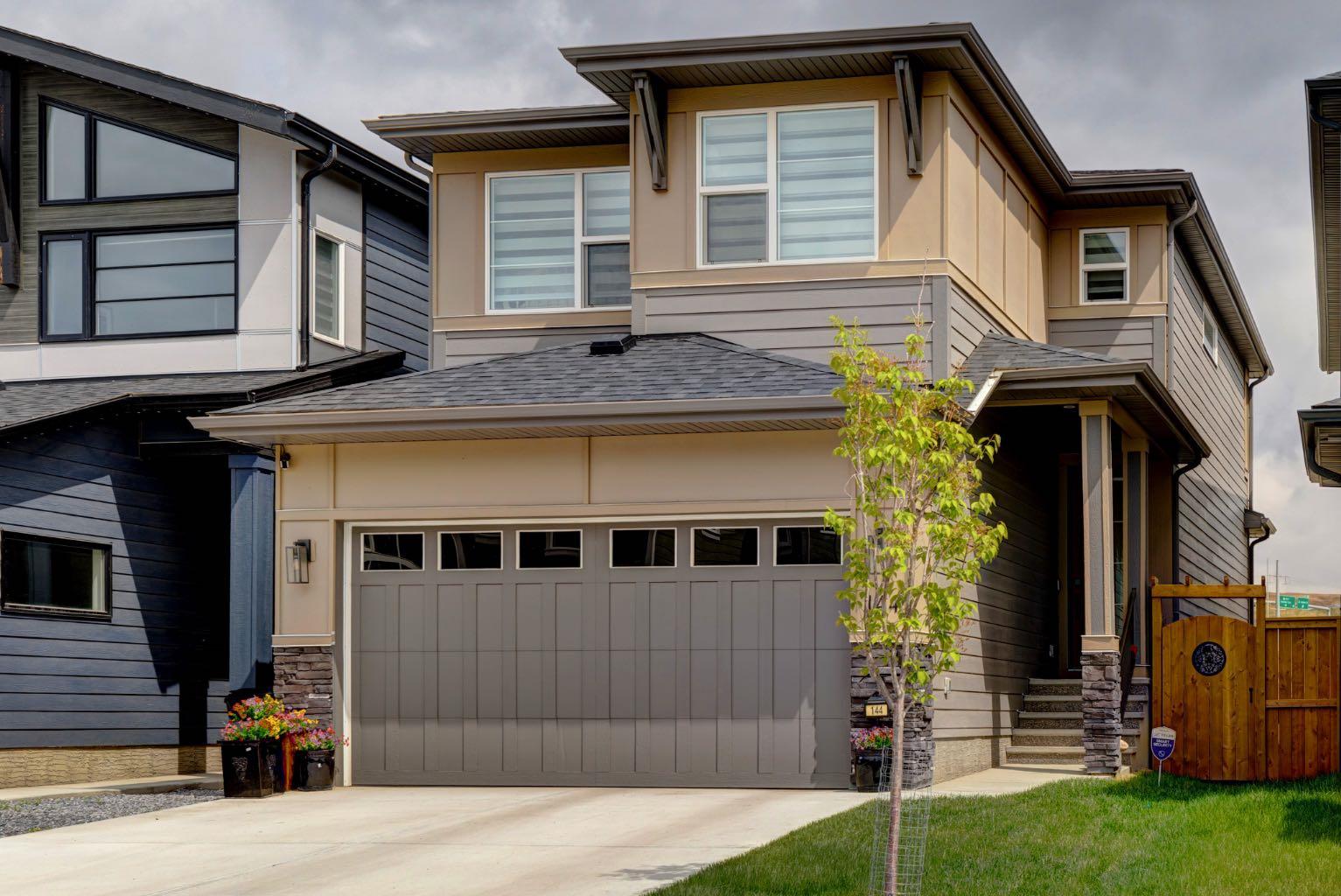 144 Cranbrook Gdns SE, Calgary, AB T3M 3K6