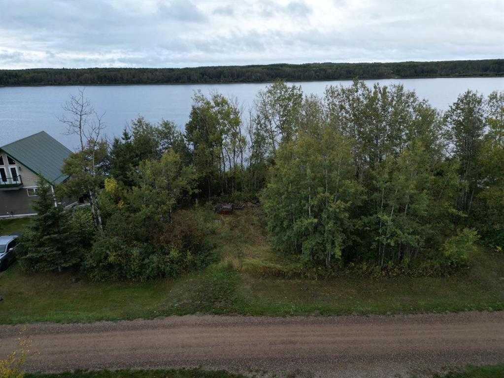 000 Rose Meadow Dr, Loon Lake, SK S0M 1L0