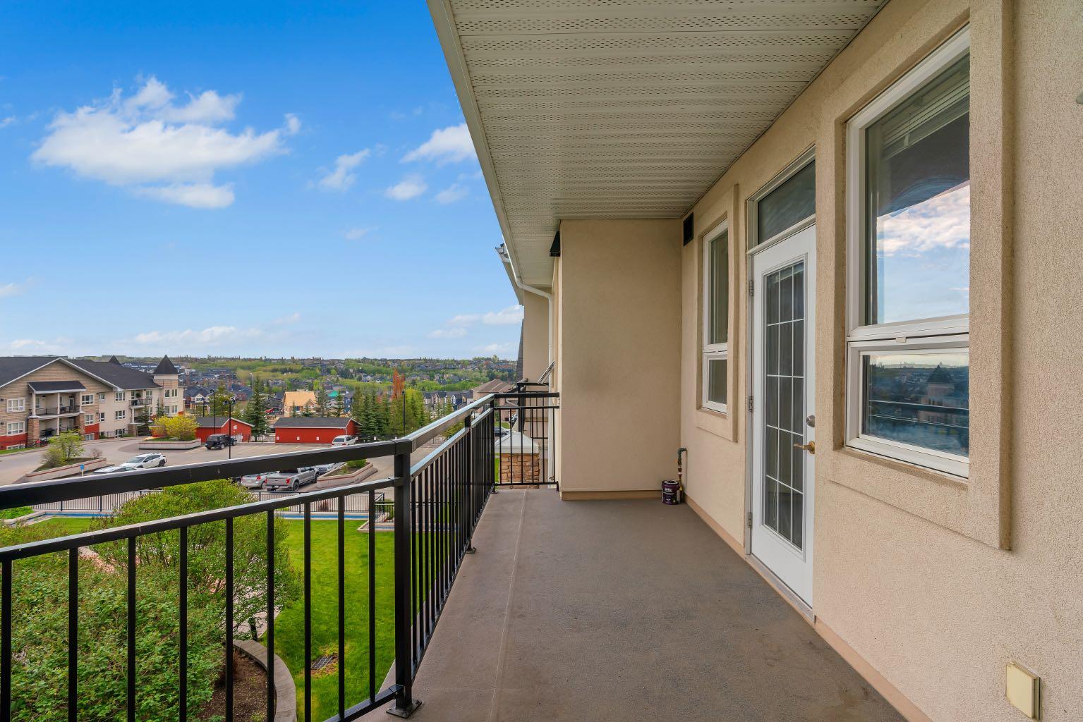 26 Val Gardena View Sw Unit 545, Calgary, AB T3C 0P6