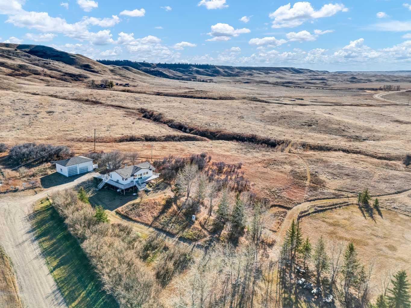 3405 Township Road 74, Rural Cypress County, AB T0K 1L0