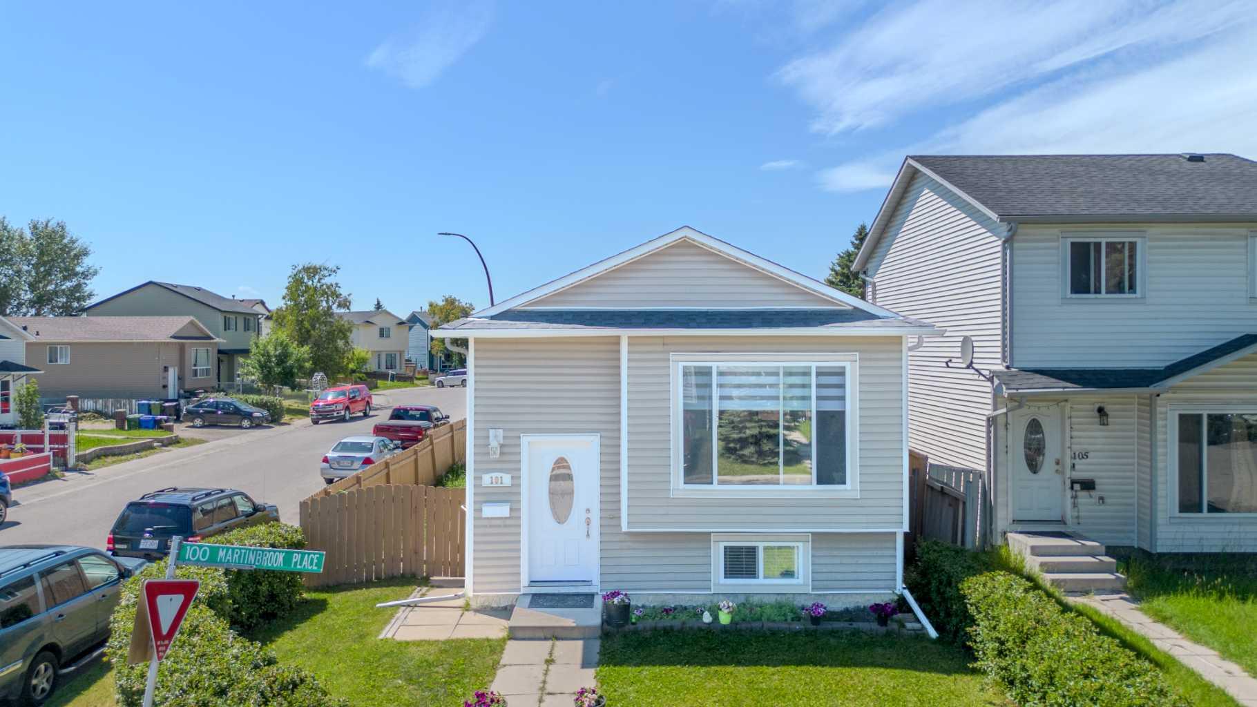 101 Martinbrook Pl NE, Calgary, AB T3J 3E1