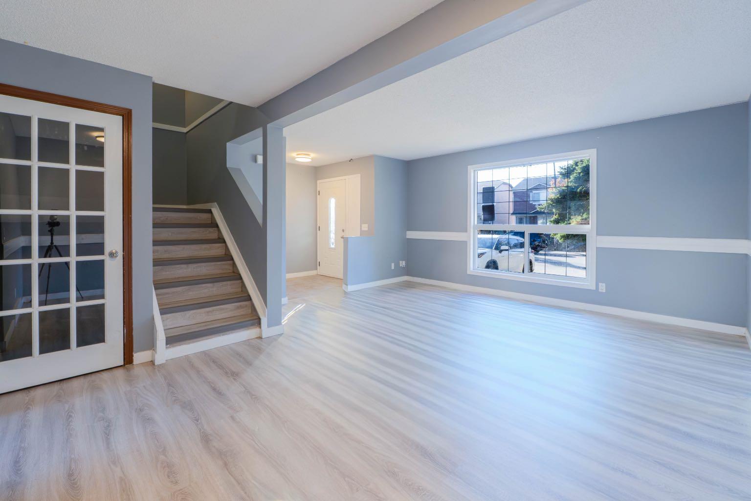136 Martindale Dv, Calgary, AB T3J 3G5