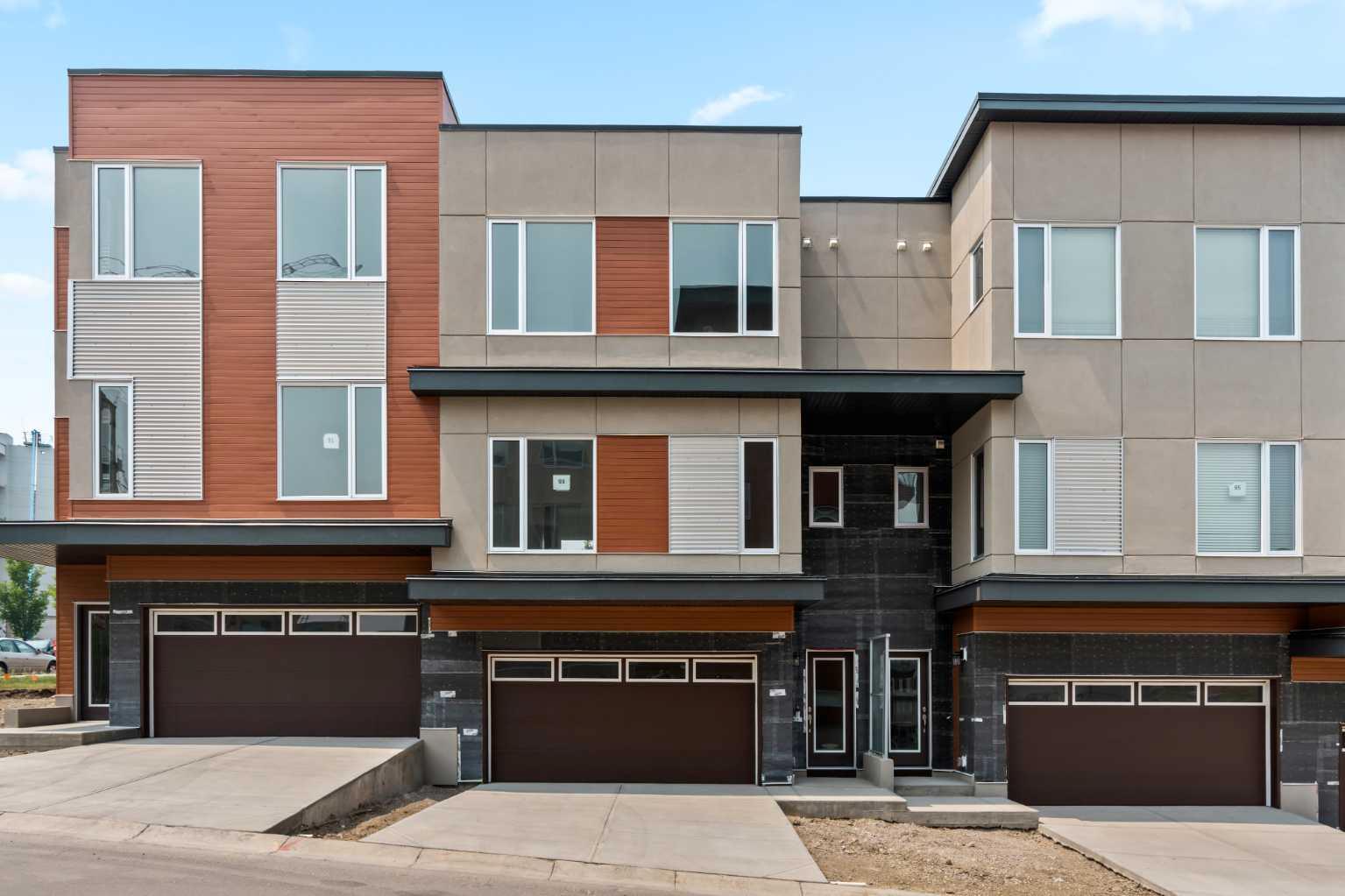 93 Shawnee Common SW, Calgary, AB T2Y 0P9