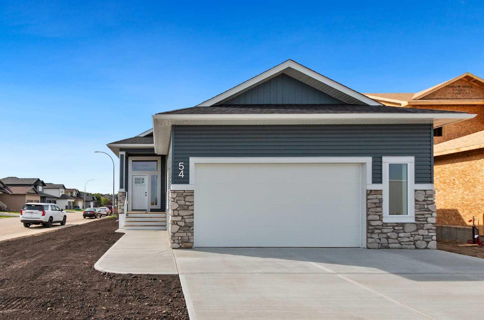 54 Vincent Cres, Olds, AB T4H 0C4