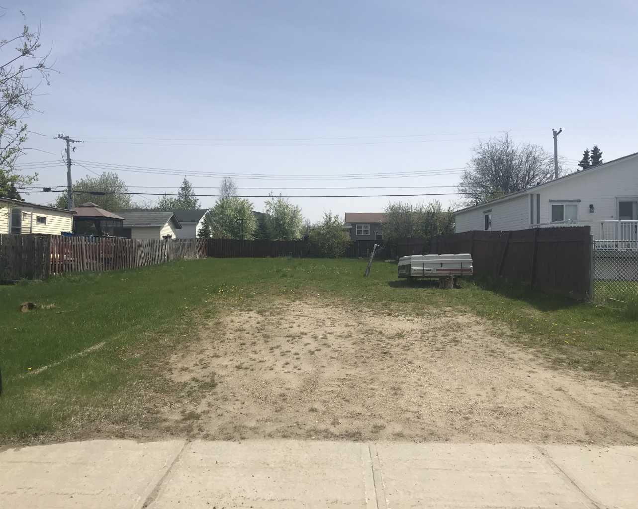 9 St Unit 411 #411, Fox Creek, AB T0H 1P0