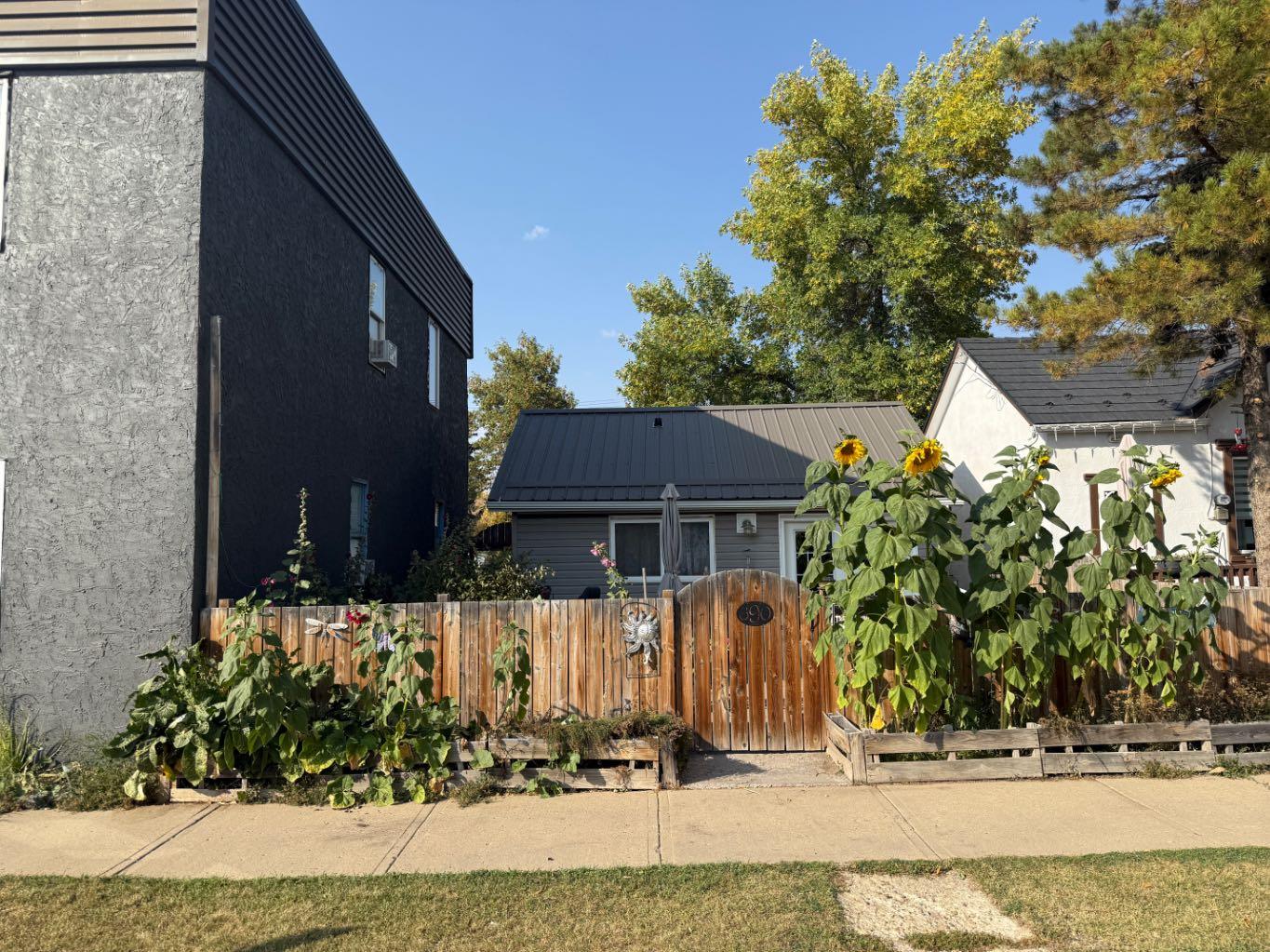 3 Avenue W Unit 690, Drumheller, AB T0J 0Y3