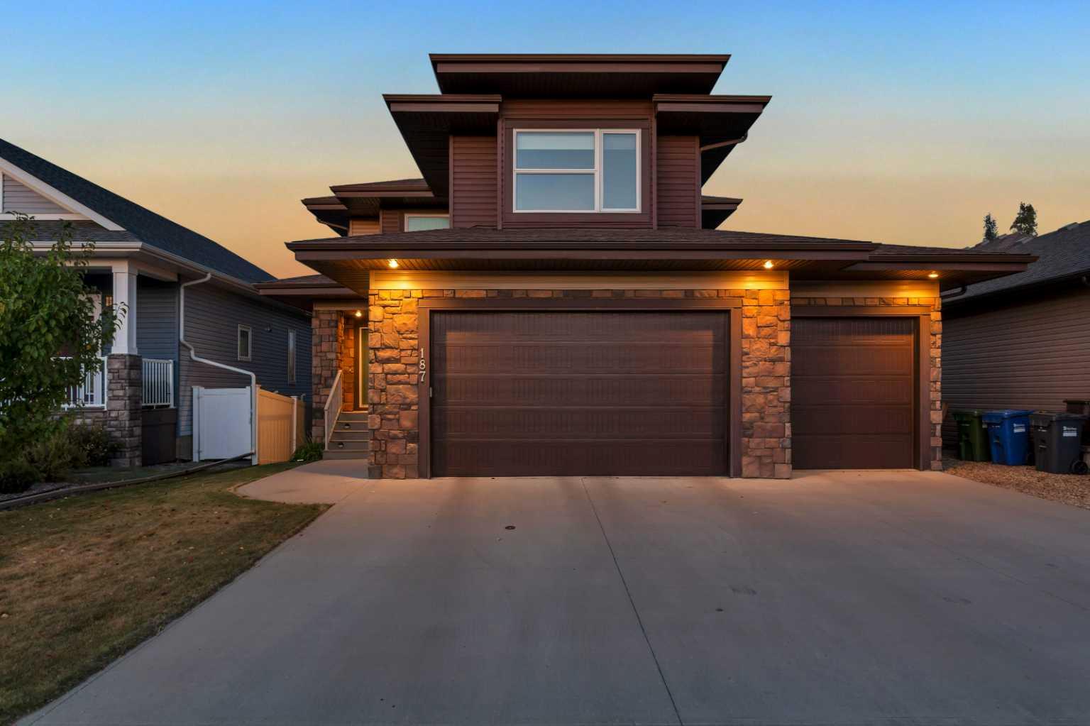 187 Vancouver Cres, Red Deer, AB T4R 0P1