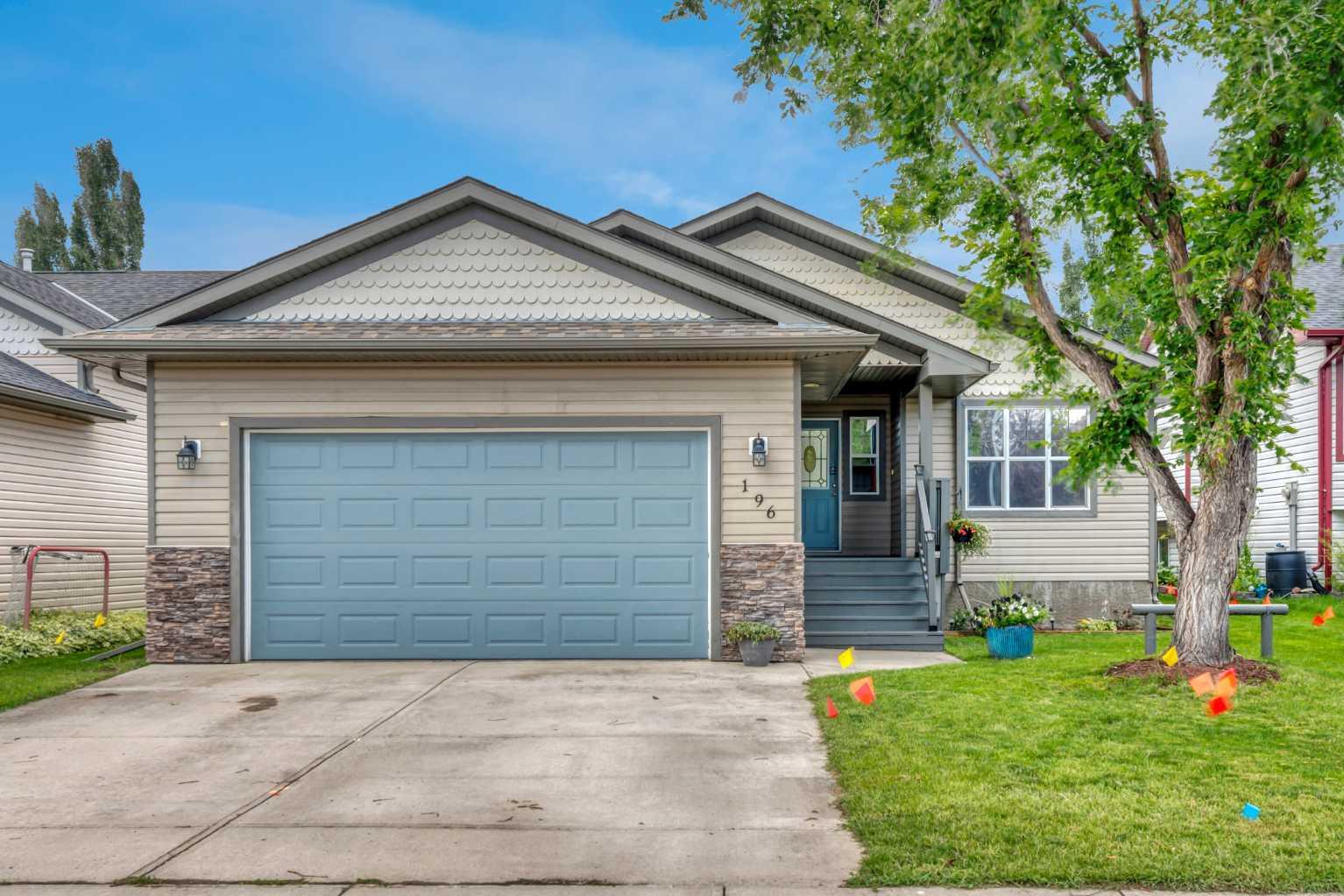 196 Camden Pl, Strathmore, AB T1P 1Y2
