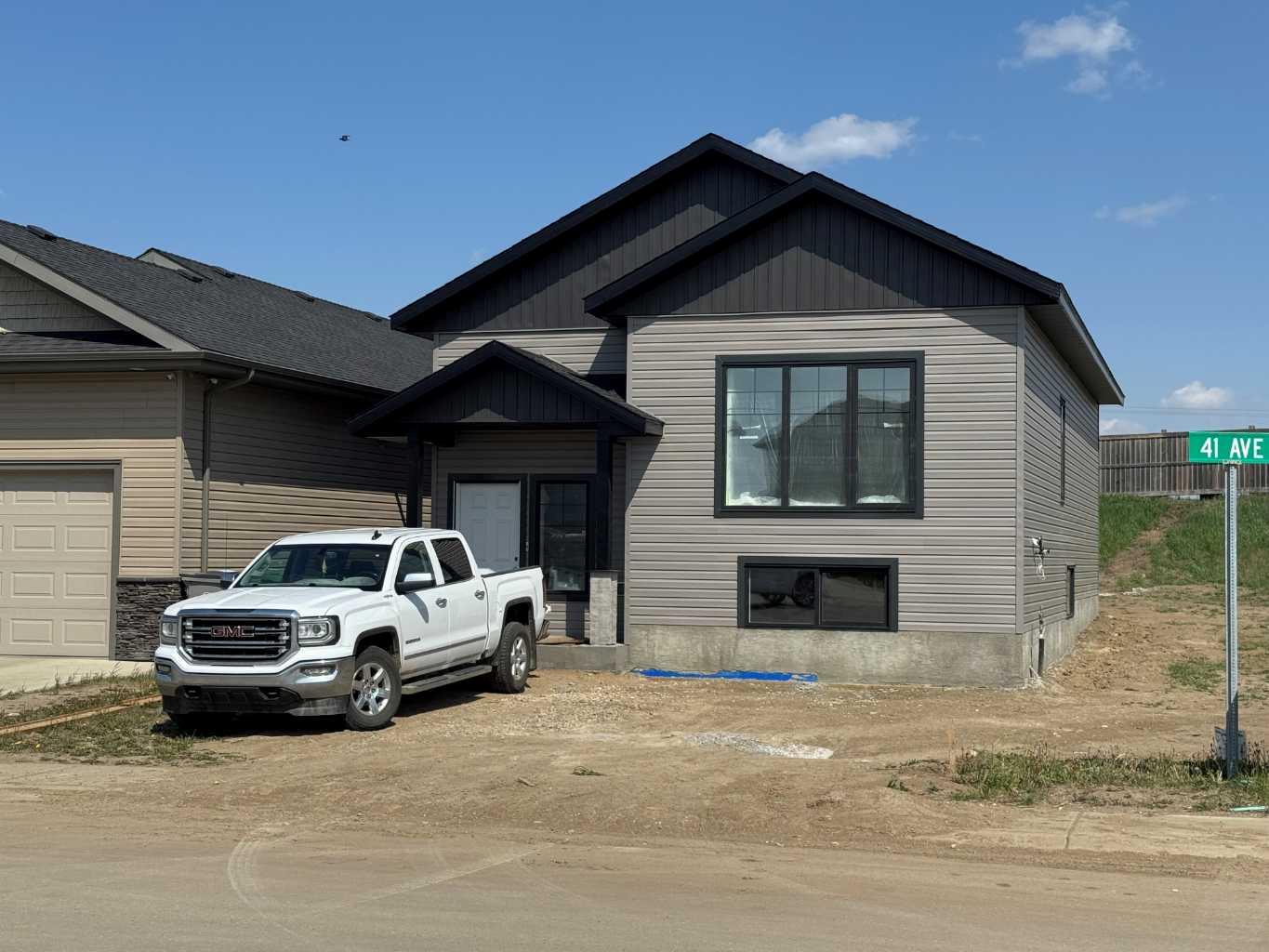41 Avenue Unit 3321, Lloydminster, SK S9V 2K6
