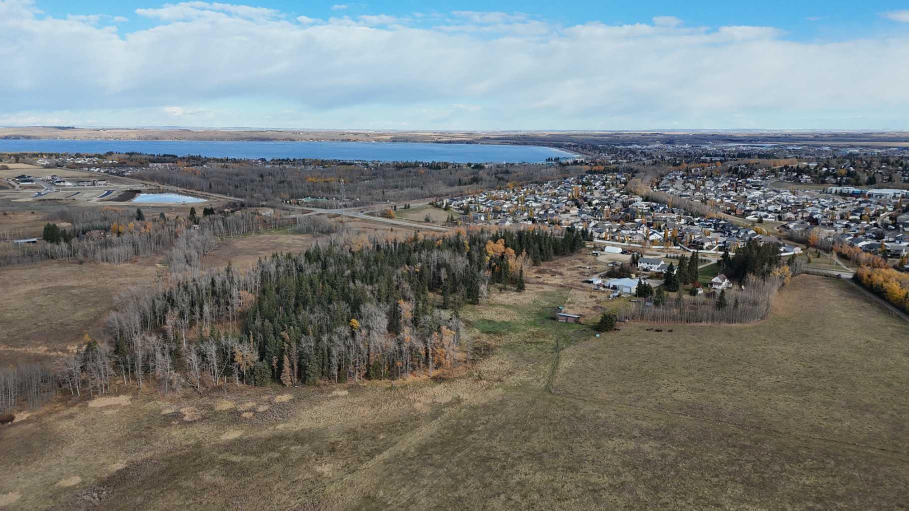 60 St Unit 4410, Sylvan Lake, AB T0M 0H0