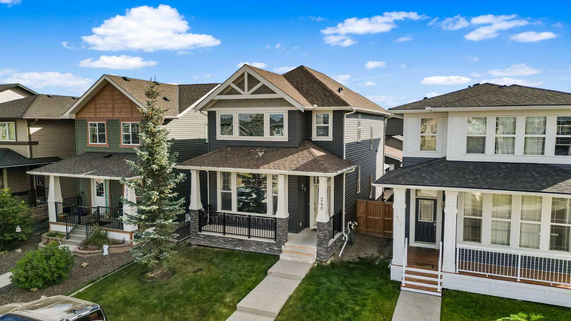 240 Evanspark Gdns NW, Calgary, AB T3P 0G5