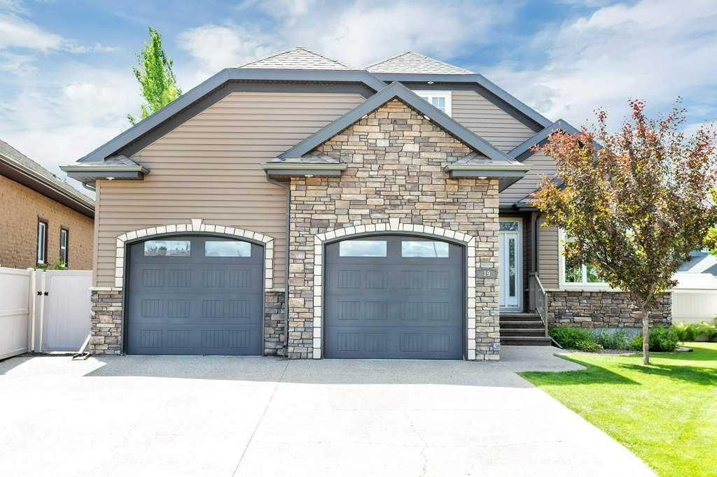 19 Trump Pl, Red Deer, AB T4P 0K8