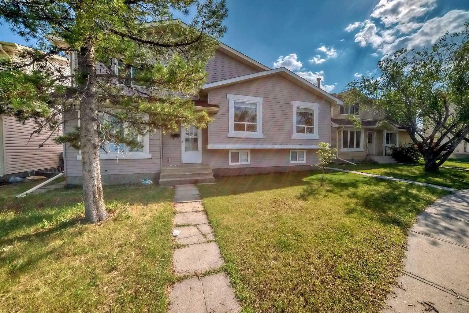 128 Castlebrook Rise, Calgary, AB T3J 1P1