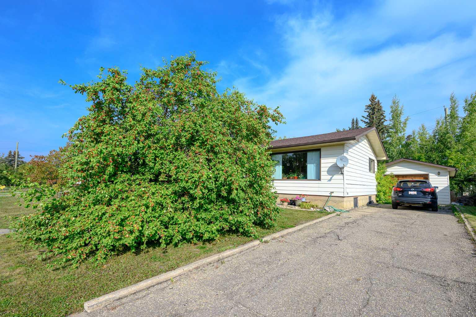 112 Avenue Unit 10230, Grande Prairie, AB T8V 1V8