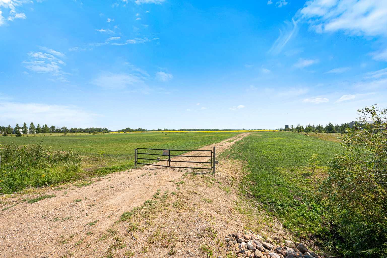 50 27 St #01, Rural, SK S9V 0Y1