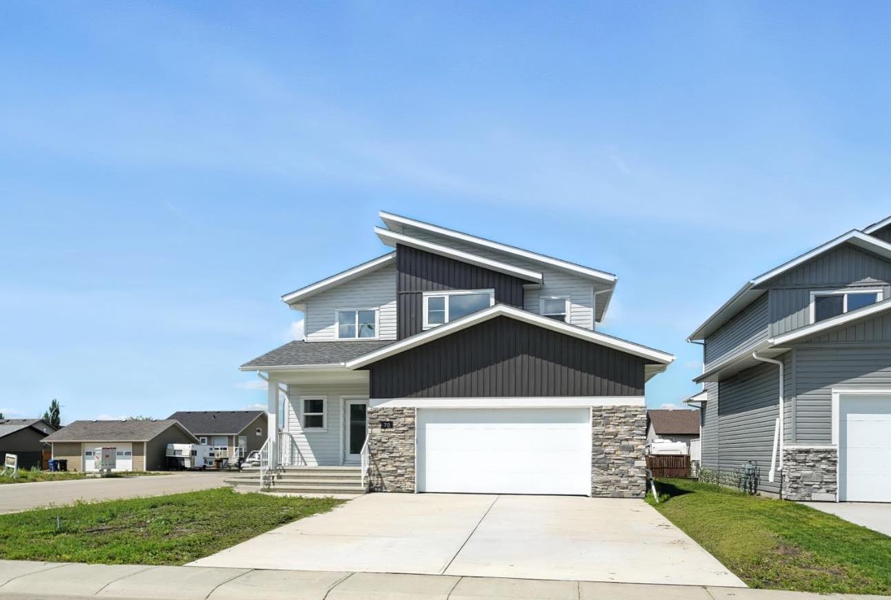 70 Palmer Cir, Blackfalds, AB T0M 0J2