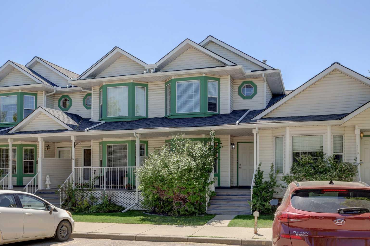112 Martin Crossing Ct NE, Calgary, AB T3J 3P3