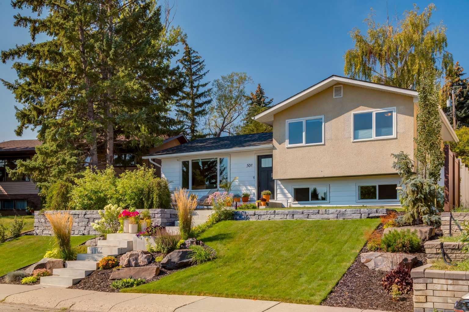 5011 Nemiskam Rd NW, Calgary, AB T2K 2P8
