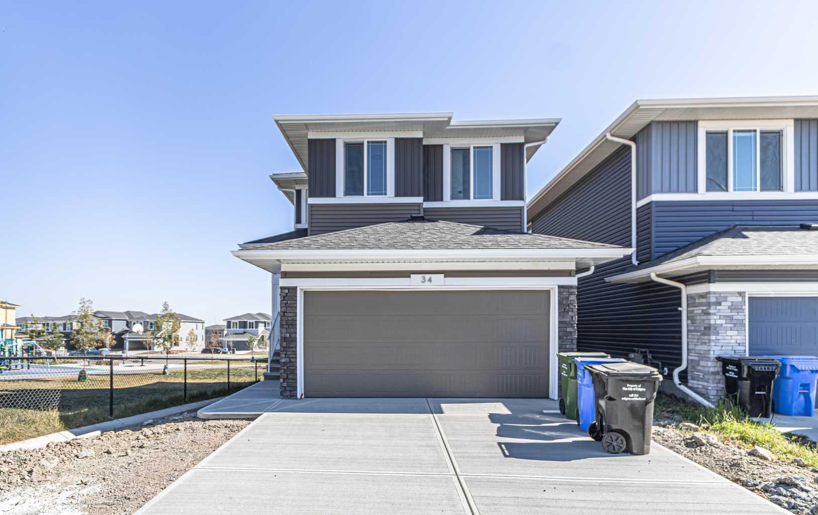 34 Amblefield Hts NW, Calgary, AB T3P 2K1