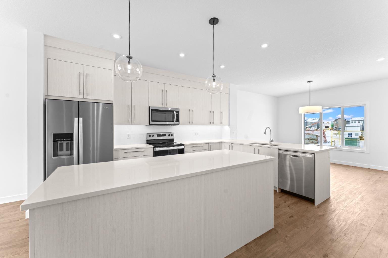 99 Raven Pt SE, Calgary, AB T3S 0E8